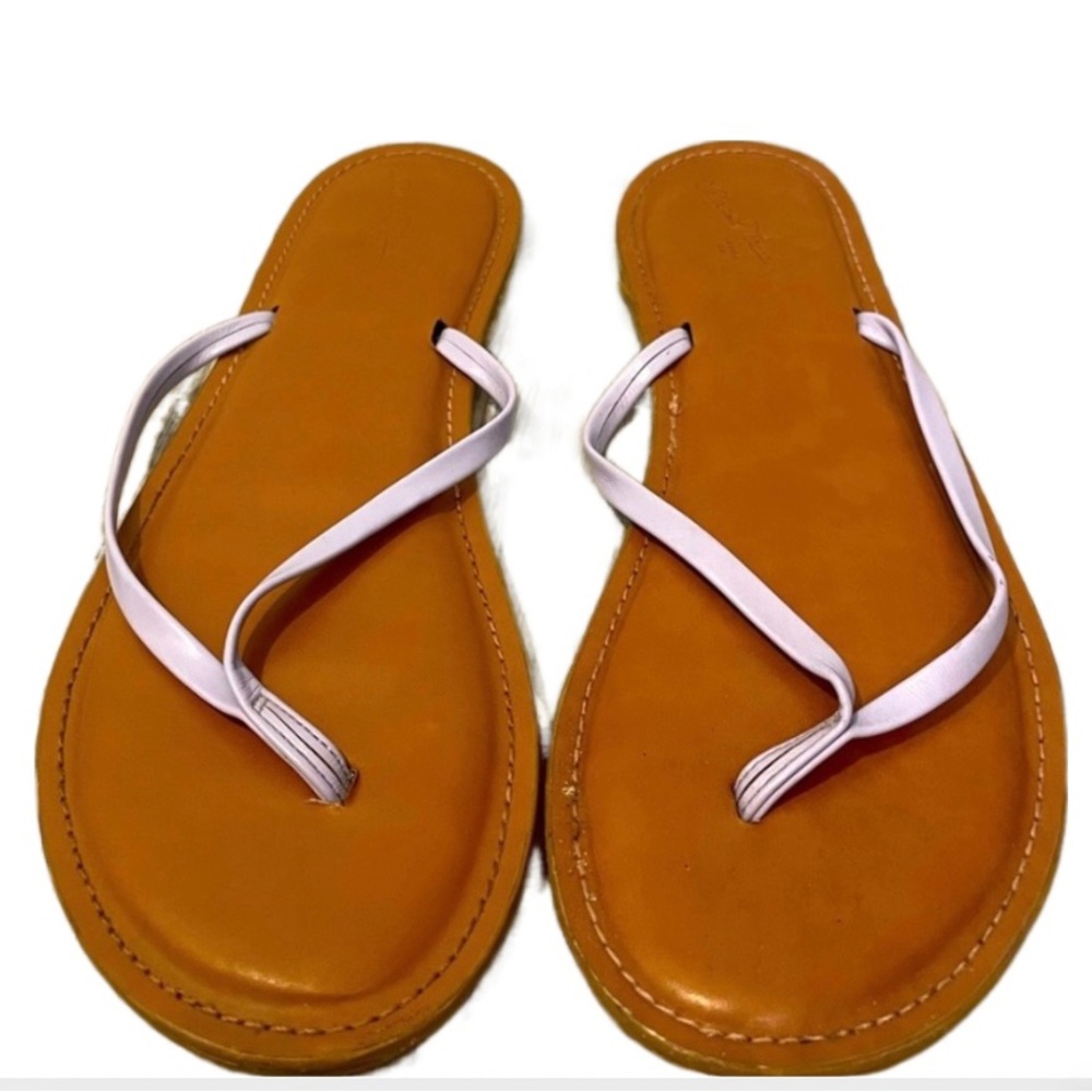 EUC Lavender Flip Flops